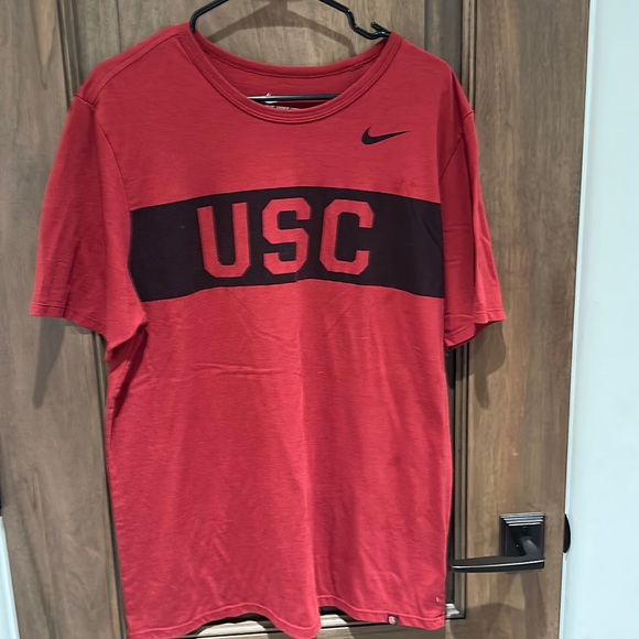 USC Nike T-Shirt - Picture 1 of 3